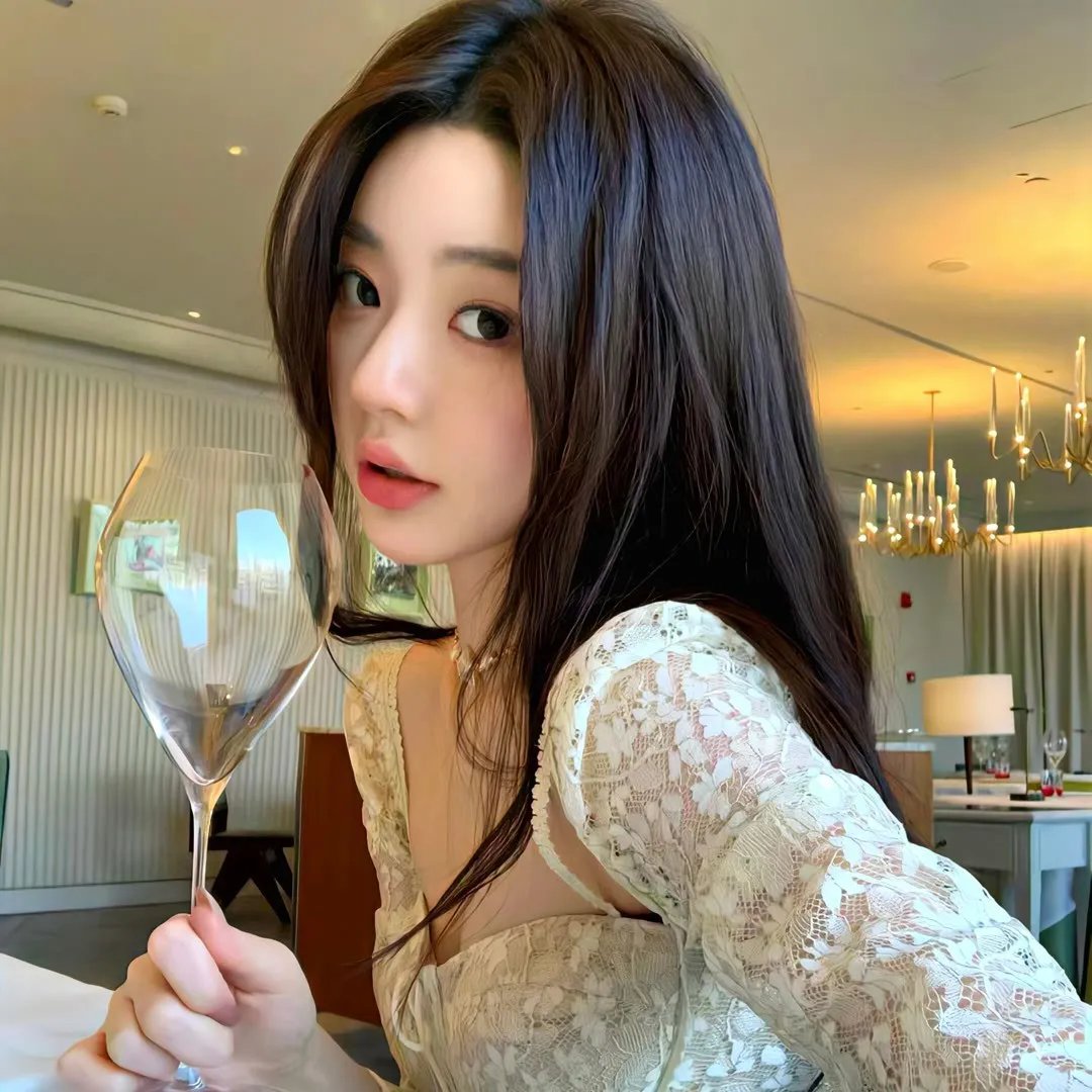 时尚房子品评家时尚子!